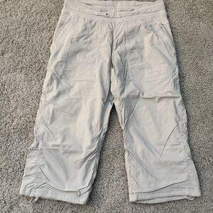 Lululemon Dance Studio Mid-Rise Cropped Pant, Size 8